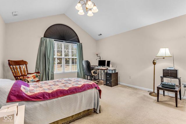 7330 Lake Lakota Place, Indianapolis, IN 46217