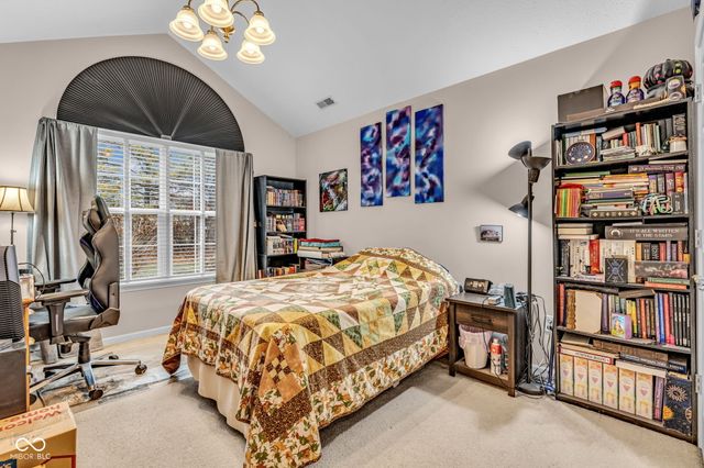 7330 Lake Lakota Place, Indianapolis, IN 46217