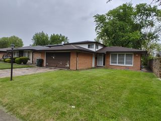 15339 Blackstone Avenue, Dolton, IL 60419