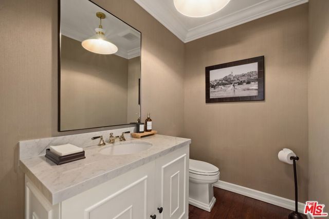 2878 Royston Place, Beverly Hills, CA 90210