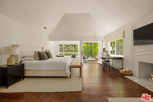 2878 Royston Place, Beverly Hills, CA 90210