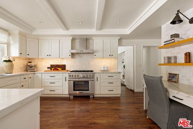 2878 Royston Place, Beverly Hills, CA 90210