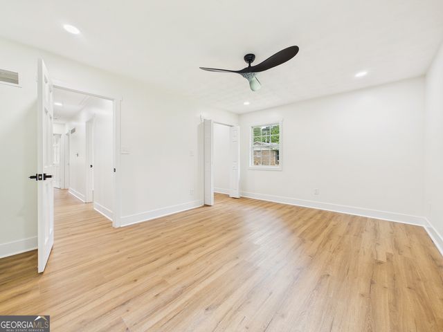 6740 Tell Road, Fairburn, GA 30213