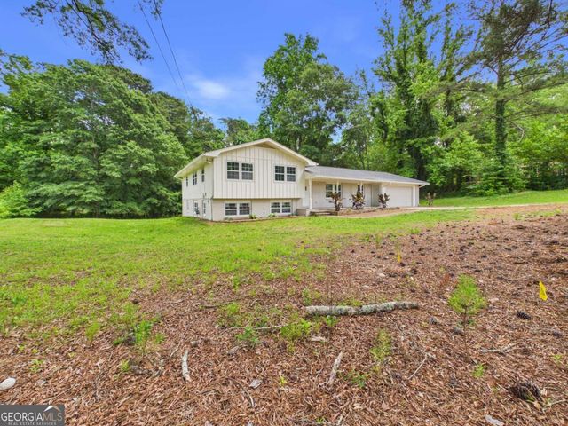 6740 Tell Road, Fairburn, GA 30213