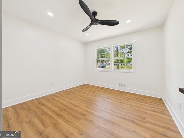 6740 Tell Road, Fairburn, GA 30213