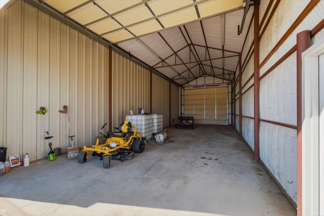 266 County Road 4577, Boyd, TX 76023