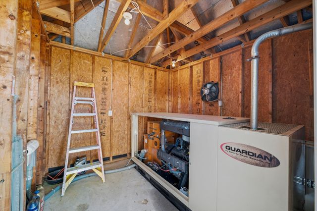 266 County Road 4577, Boyd, TX 76023