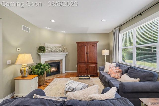 4141 Oak Street, Grand Blanc, MI 48439