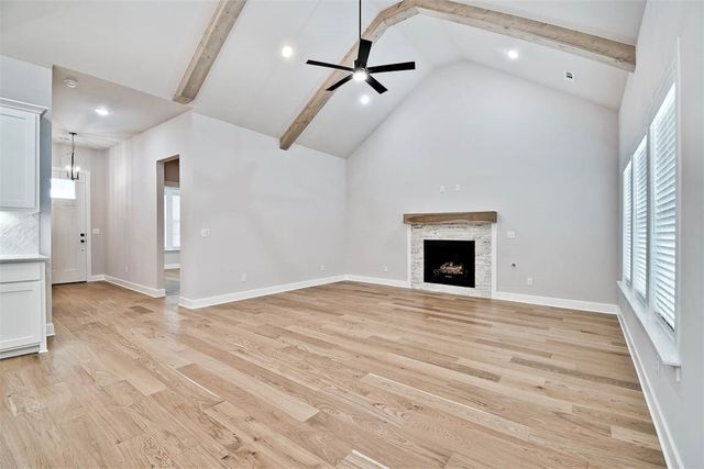 1 Linfield Lane, Bella Vista, AR 72715