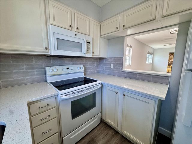 4511 3RD STREET CIRCLE W 489, Bradenton, FL 34207