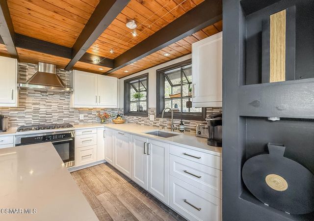 123 Lake Sherwood Drive, Lake Sherwood, CA 91361