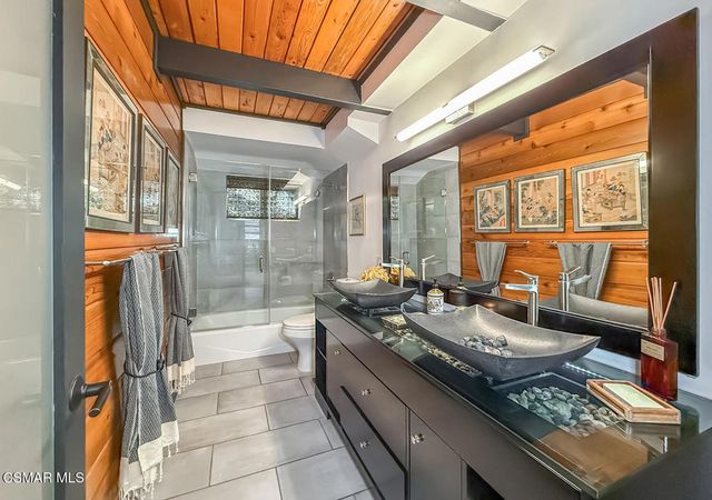 123 Lake Sherwood Drive, Lake Sherwood, CA 91361