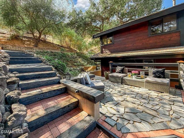 123 Lake Sherwood Drive, Lake Sherwood, CA 91361