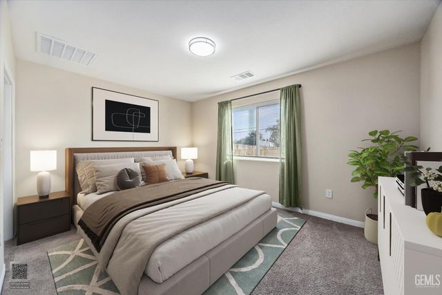 200 Burchfield Avenue, Bakersfield, CA 93307