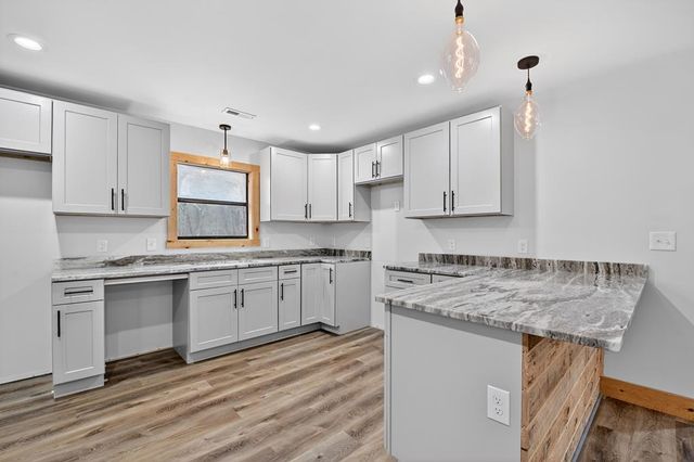 569 Number 20 Mine Road, Mccaysville, GA 30555