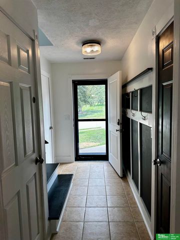7108 S 128th Street, Omaha, NE 68138