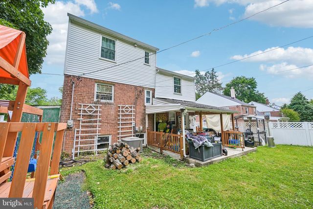 913 LOMOND LN, Philadelphia, PA 19128