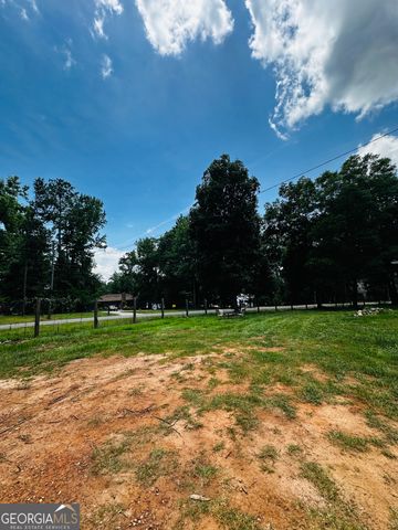 145 N Little River Run, Eatonton, GA 31024