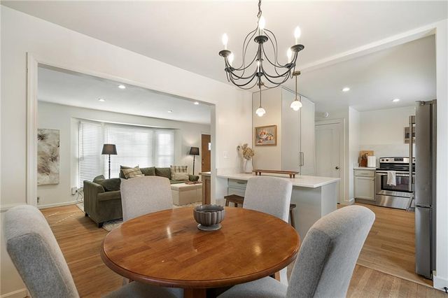 8704 W 72nd Street, Merriam, KS 66204