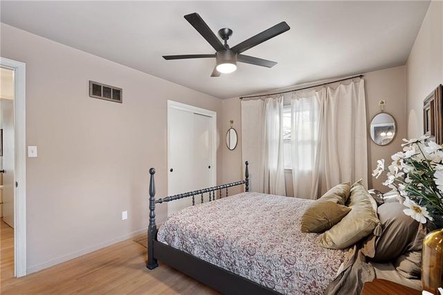 8704 W 72nd Street, Merriam, KS 66204