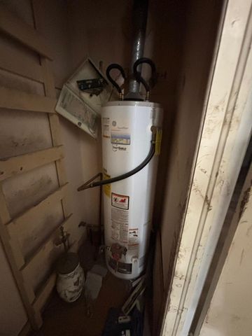 6031 Preston Crest Lane, Dallas, TX 75230