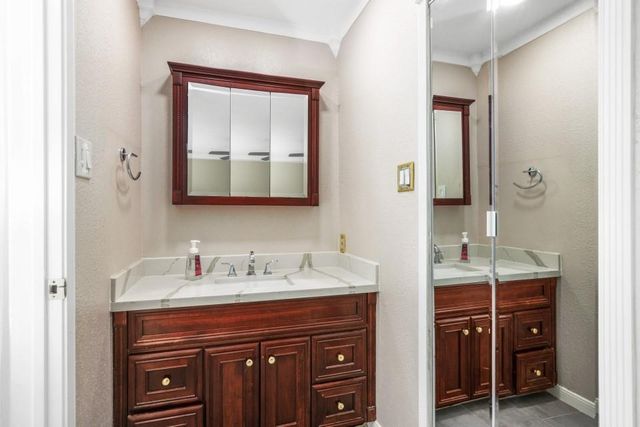 2222 Whiteback Drive, Houston, TX 77084