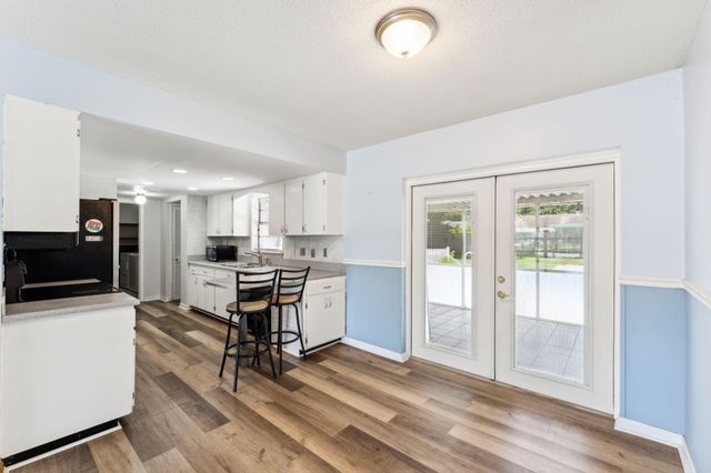 4194 Honeysuckle Avenue, Palm Beach Gardens, FL 33410