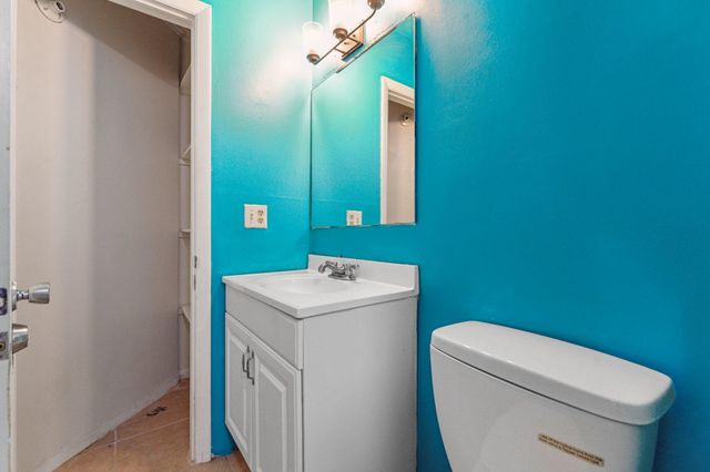 4194 Honeysuckle Avenue, Palm Beach Gardens, FL 33410