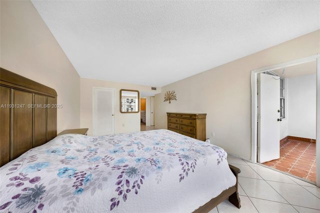 18081 Biscayne Blvd 1401, Aventura, FL 33160