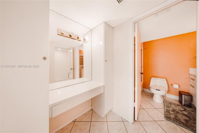 18081 Biscayne Blvd 1401, Aventura, FL 33160