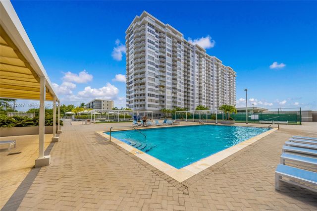 18081 Biscayne Blvd 1401, Aventura, FL 33160