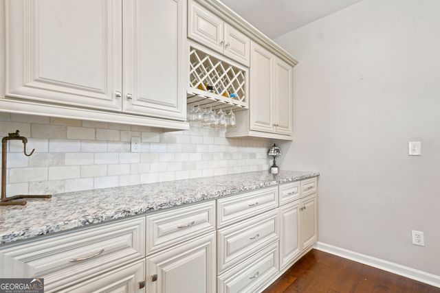 306 Pinehurst Way, Canton, GA 30114