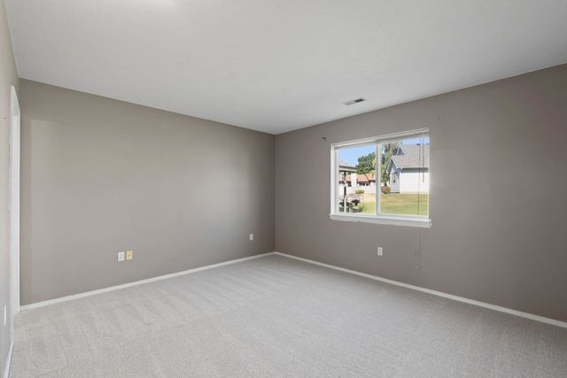 3611 E Baycourt Ln, Spokane, WA 99223