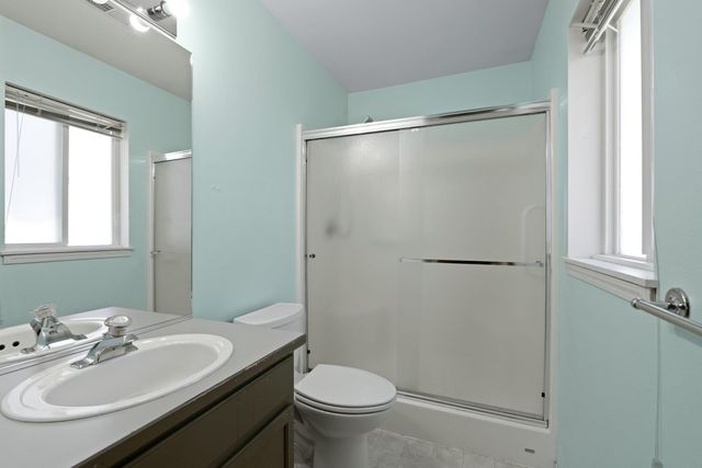 3611 E Baycourt Ln, Spokane, WA 99223