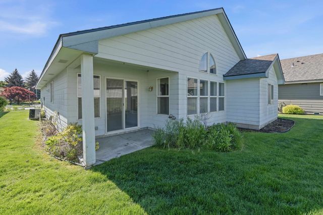 3611 E Baycourt Ln, Spokane, WA 99223