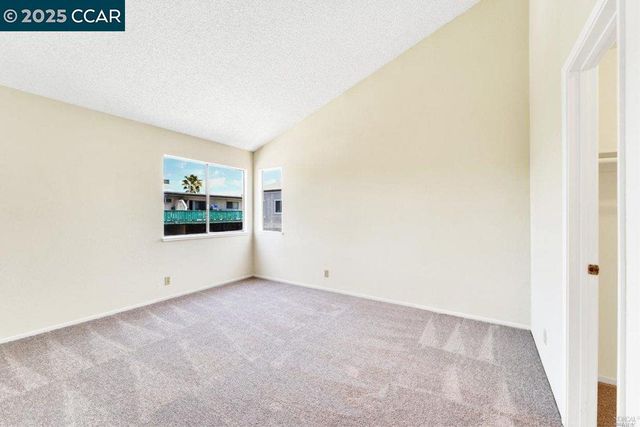 3712 Willow Pass Rd 32, Concord, CA 94519