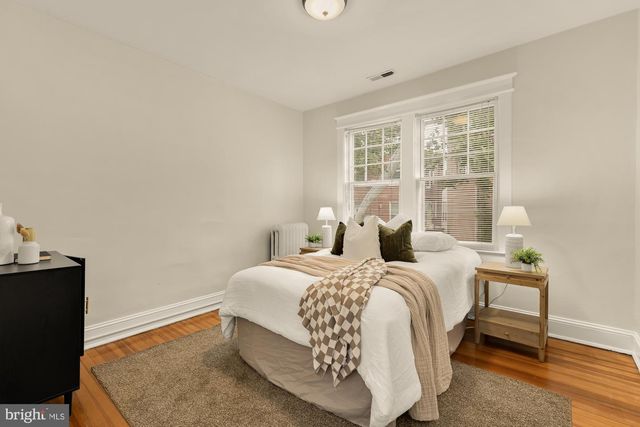 2015 ALLEN PL NW, Washington, DC 20009