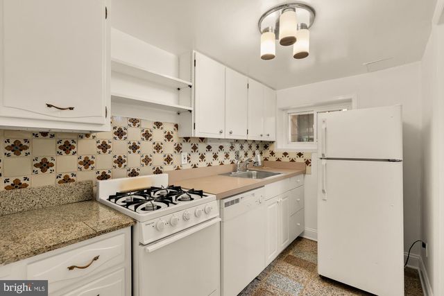 2015 ALLEN PL NW, Washington, DC 20009