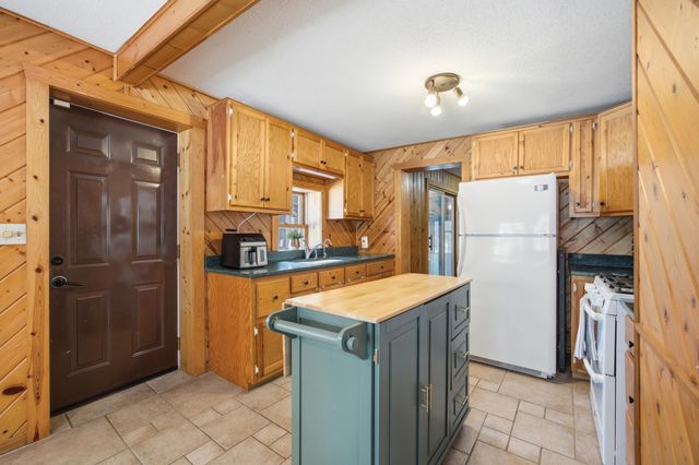 32395 County Highway 26, Rochert, MN 56578