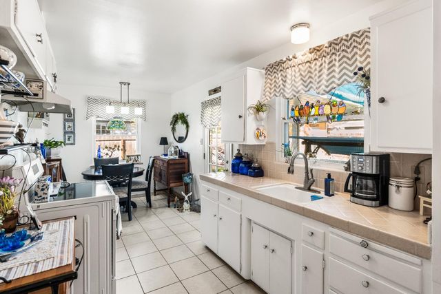 7495 21st St, Sacramento, CA 95822