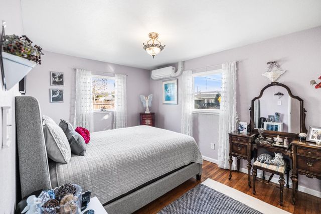 7495 21st St, Sacramento, CA 95822