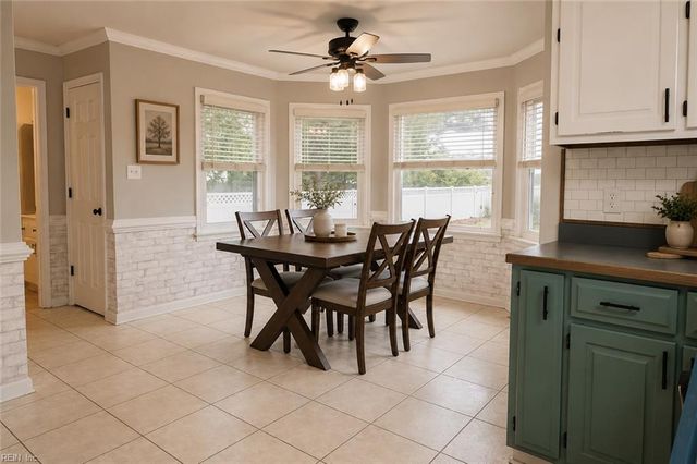 4528 Davids Mill DR, Chesapeake, VA 23321