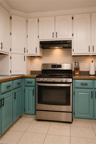 4528 Davids Mill DR, Chesapeake, VA 23321