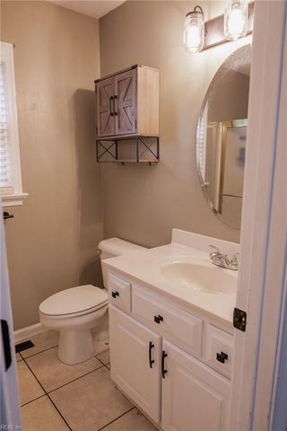 4528 Davids Mill DR, Chesapeake, VA 23321