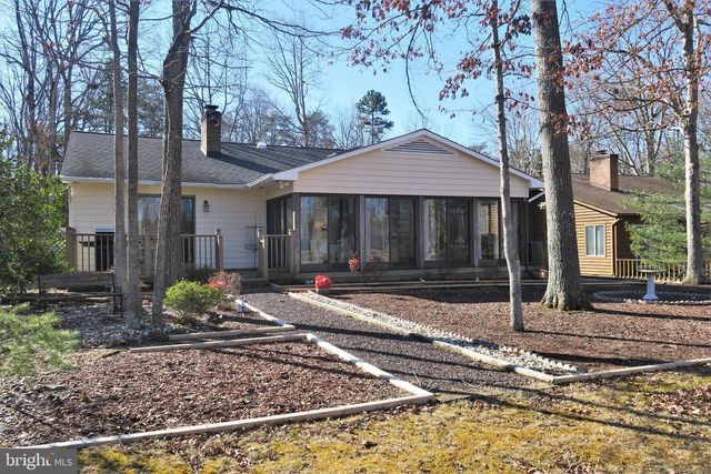 317 FAIRWAY DR, Locust Grove, VA 22508