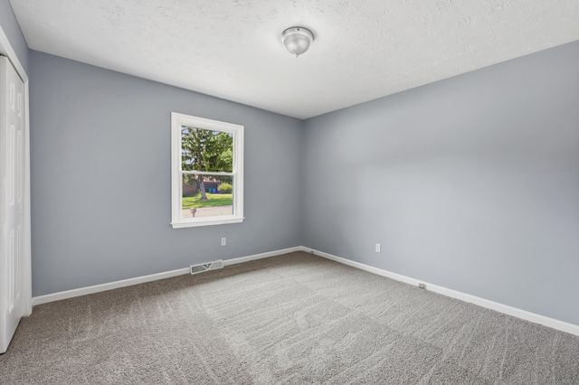 3717 Gladman Way, Lexington, KY 40514