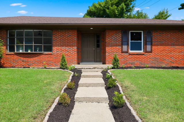3717 Gladman Way, Lexington, KY 40514
