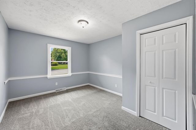 3717 Gladman Way, Lexington, KY 40514
