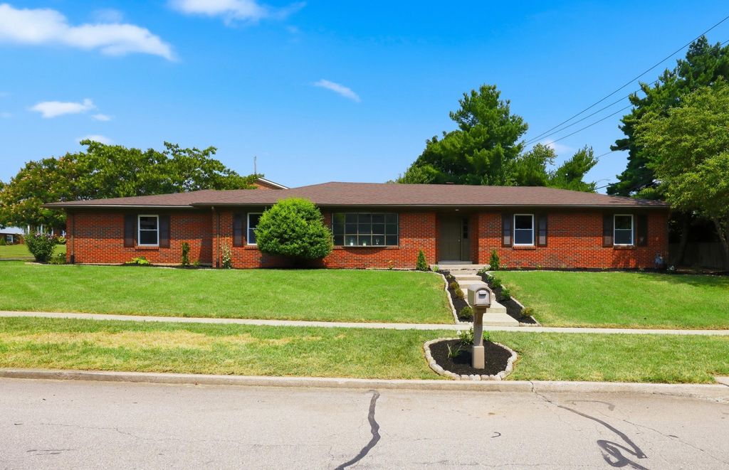 3717 Gladman Way, Lexington, KY 40514