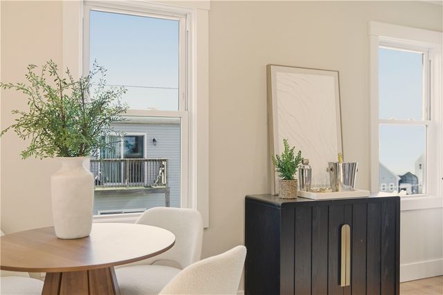 85 Bay View Avenue 2, Bristol, RI 02809